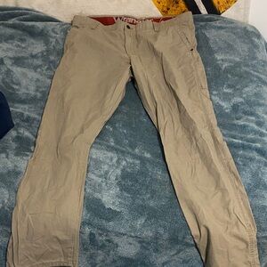 Wrangler Men's Khaki Chinos